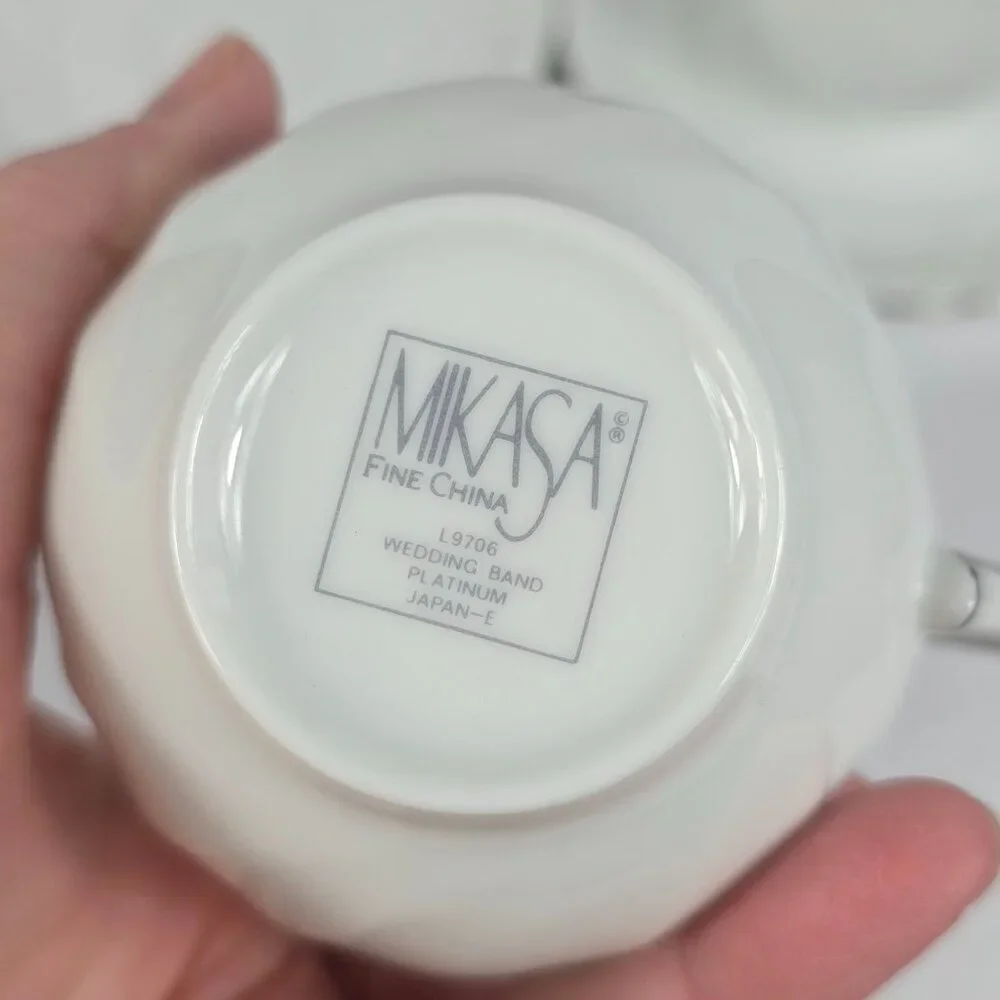 TWO (2) Mikasa Wedding Band Platinum Cup & Saucer Sets White Swirl Platinum Trim